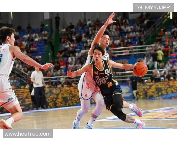 广东队与青岛队精彩全场回放分析及赛后点评