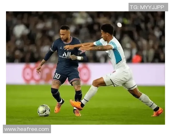 法国杯精彩对决雷恩主场迎战亚眠全力争胜展现实力 法国杯精彩对决雷恩主场迎战亚眠全力争胜展现实力