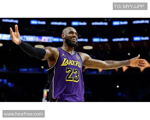 詹姆斯：从篮球天才到全球偶像的传奇之路与影响力解析