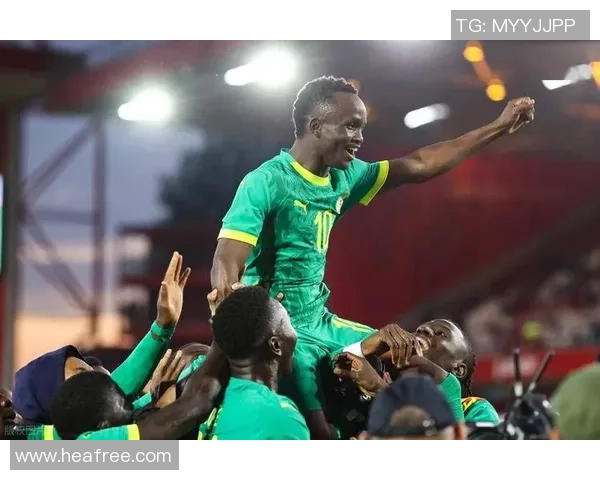 马内的足球之路：从非洲小村到欧洲顶级联赛的传奇故事