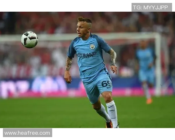 鲁本迪亚斯的足球之路：从青涩小将到世界顶级后卫的蜕变历程