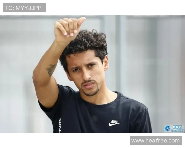 马尔基尼奥斯：从年轻天才到世界级后卫的传奇之路