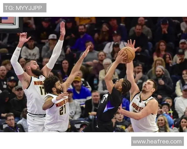 快船与爵士激战26日谁将赢得这场西部对决的胜利