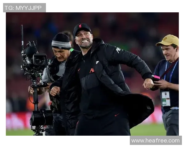 本菲卡与里昂激战正酣最新比分揭晓精彩瞬间回顾