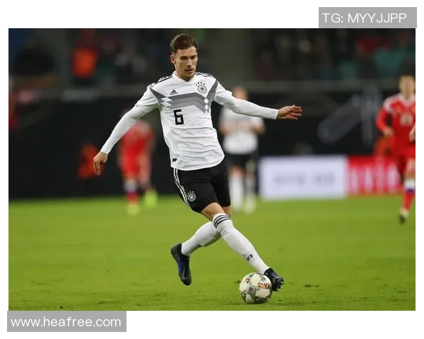 格雷茨卡的足球之路：从青涩少年到德国国家队的中场核心