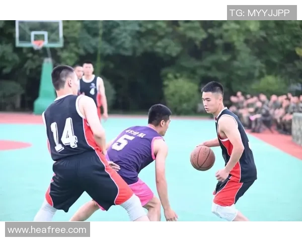 贾诚：在现代社会中如何平衡个人理想与现实生活的挑战与思考