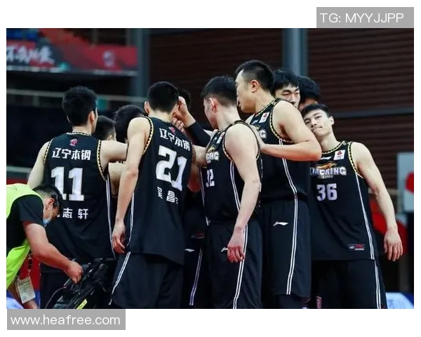 广州篮球队逆袭之路的真实记录与奋斗精神展现